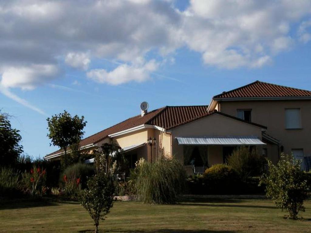 Chambres D'Hotes De L'Auraine Limoges Exteriör bild